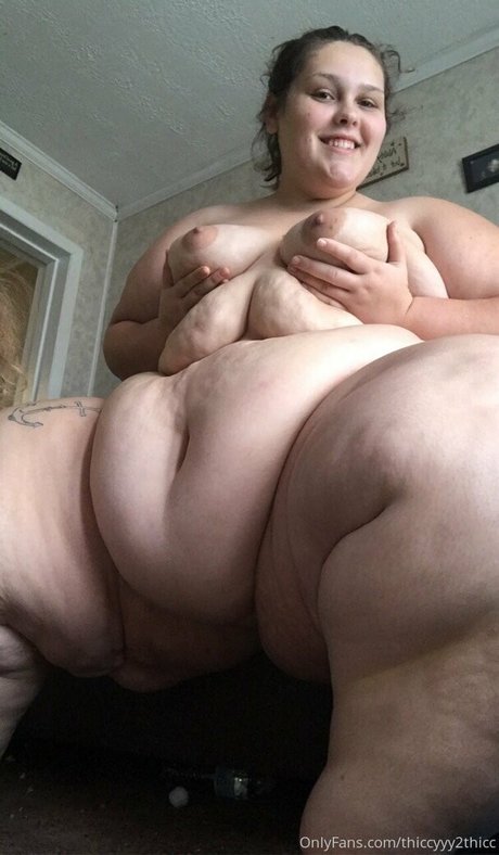 thiccyyy2thicc onlyfans leak