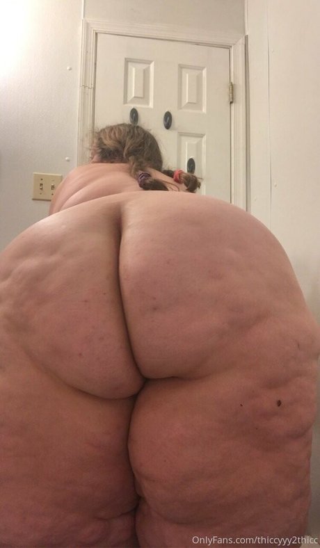 thiccyyy2thicc leaked onlyfans nudes