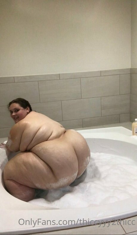 thiccyyy2thicc nude onlyfans porn