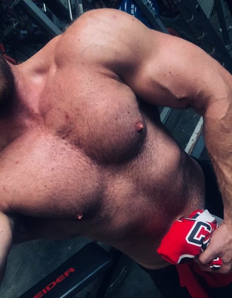 maxeatsellie leak only fans