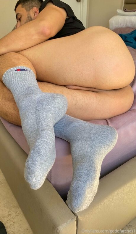 godofarches1 tits onlyfans