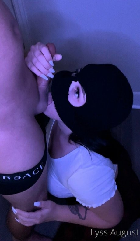 lyssaugust onlyfans leaks porn