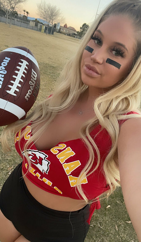 stellaexclusive naked only fans