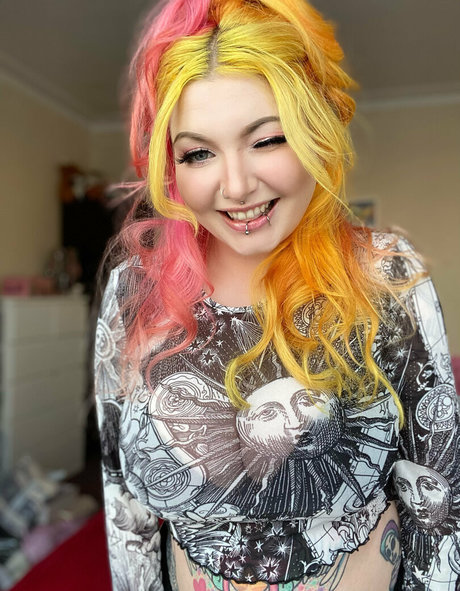 nayrusuicide onlyfans naked pics