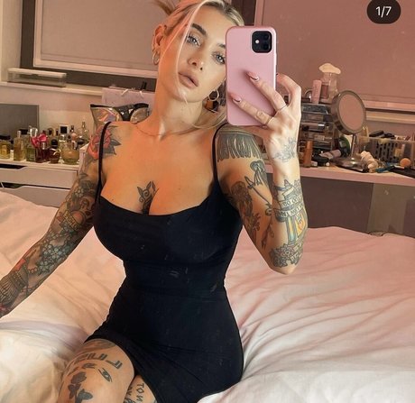 semcbutnaked nude onlyfans