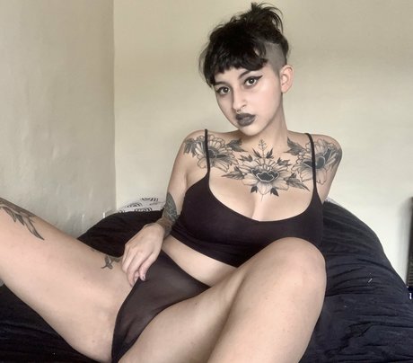 crybabyy19 onlyfans leaked