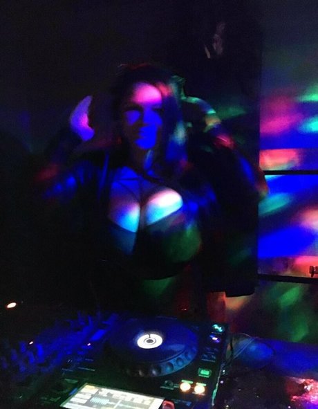 Maria Von Zarring onlyfans leaka