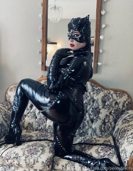 peonyfelicity onlyfans nudes