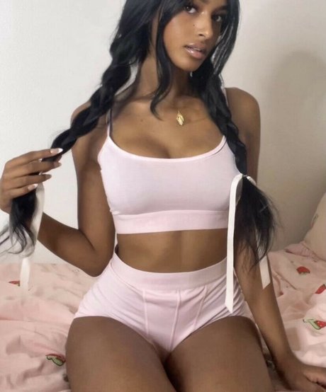 Kaaviya Sambasivam onlyfans leaked