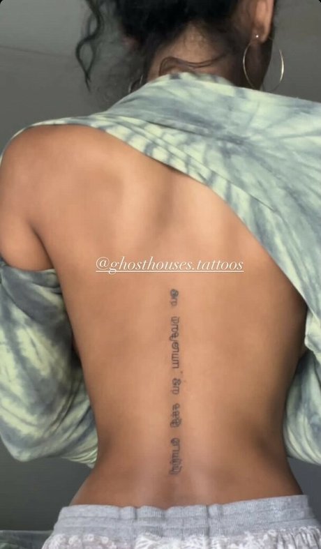 Kaaviya Sambasivam tits onlyfans