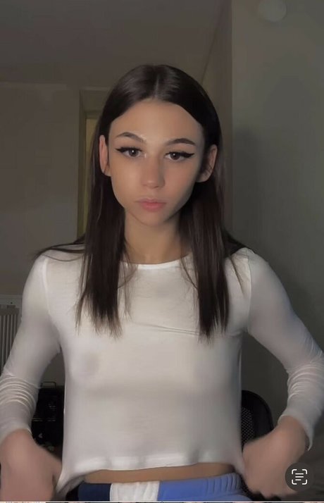 Brianna Lewis onlyfans model