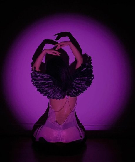 Yu Ling Wu topless onlyfans