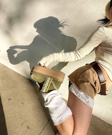 Yu Ling Wu onlyfans strip tease