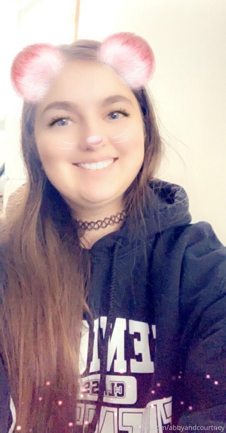 abbyandcourtney free onlyfans