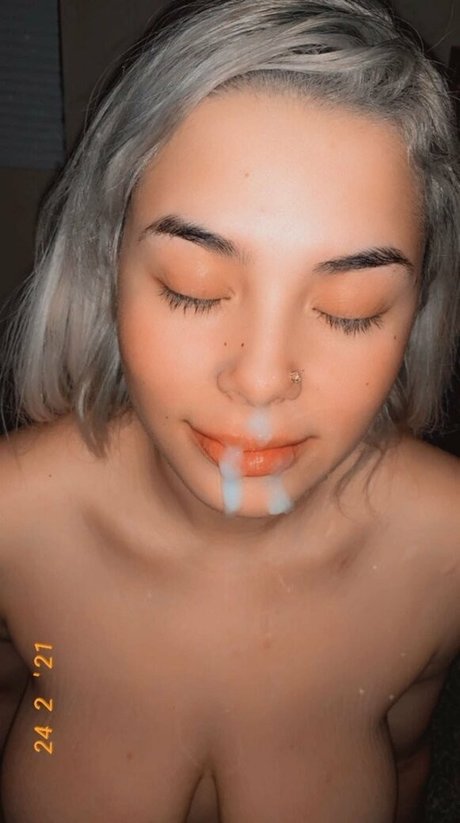 Vanessa Ayavar onlyfans xx