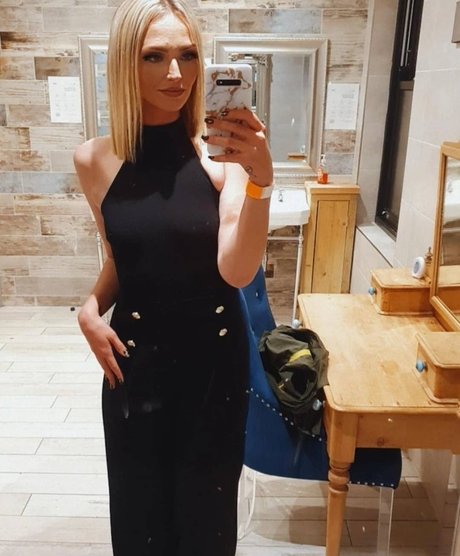 Alhxo onlyfans nude tits