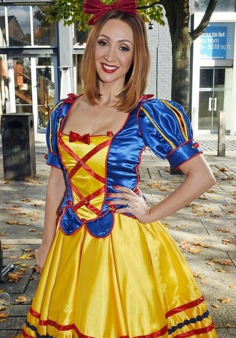 Lucy Jo Hudson onlyfans nide