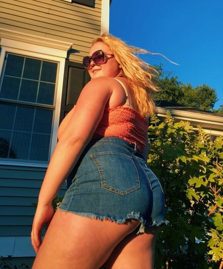 Amberly onlyfans explicit content