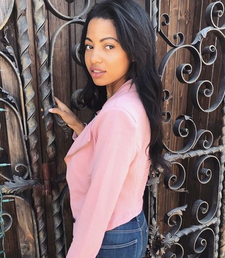 Camille Hyde onlyfans posts