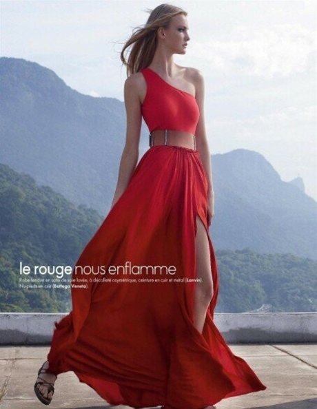 Caroline Trentini onlyfans nide