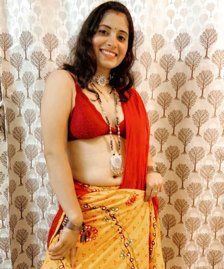 Renu Chandra onlyfans leaks nudes