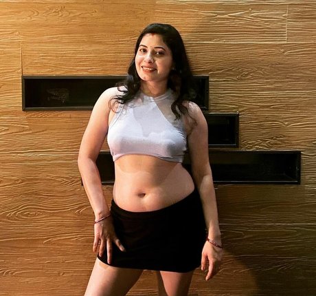 Renu Chandra onlyfans lean