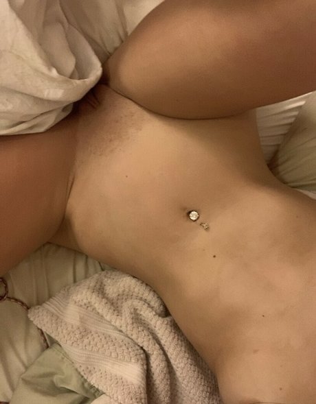 Savannahelisse onlyfans leaked tits