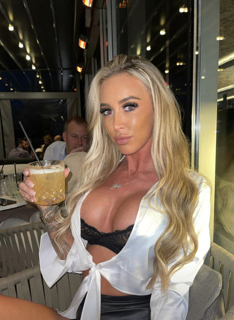 Jade Hobden_ desnuda onlyfans