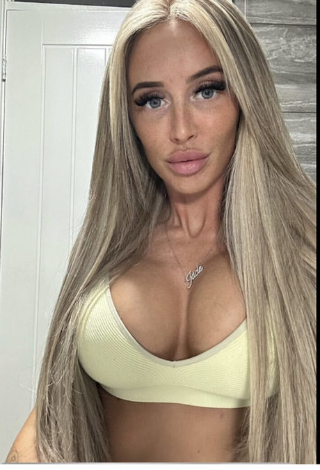 Jade Hobden_ onlyfans nude pictures