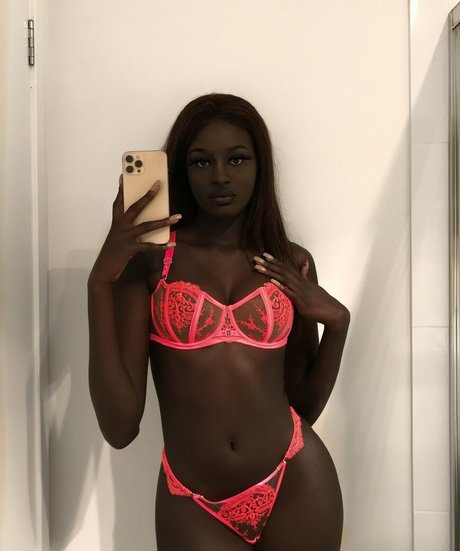 Anyang Deng onlyfans naked