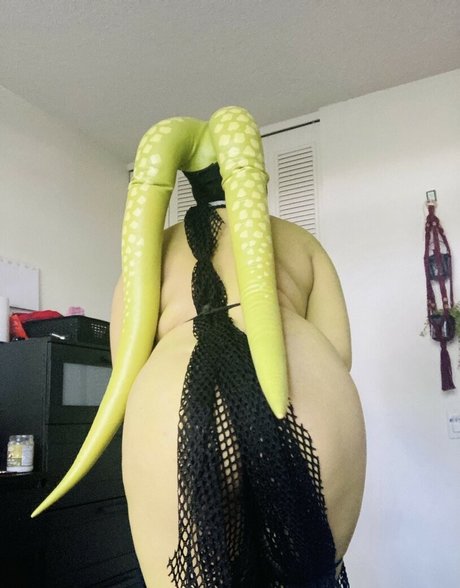 Peony Felicity onlyfans nude leak