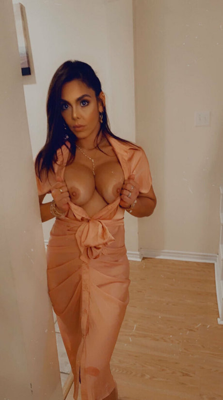 Nitu Sharma onlyfans content leaked