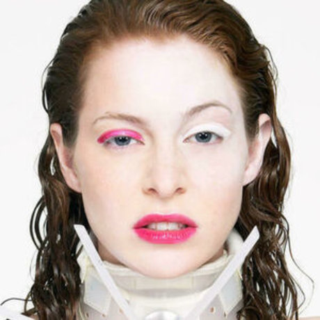 Esme Bianco onlyfans model photos