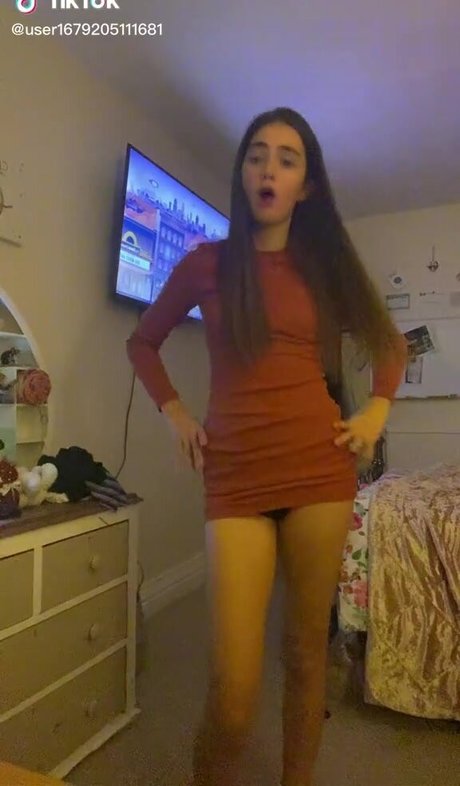 Mel Hock onlyfans content type