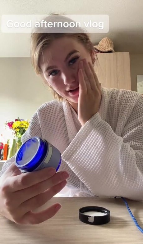 Mel Hock onlyfans leak free