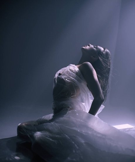 Olivia Linz pics onlyfans