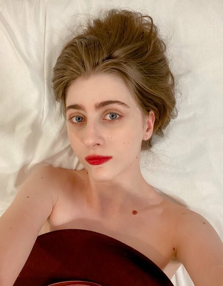 LoniStar onlyfans pictures