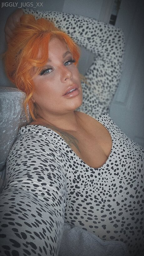 jiggly jugs xx onlyfans leaked