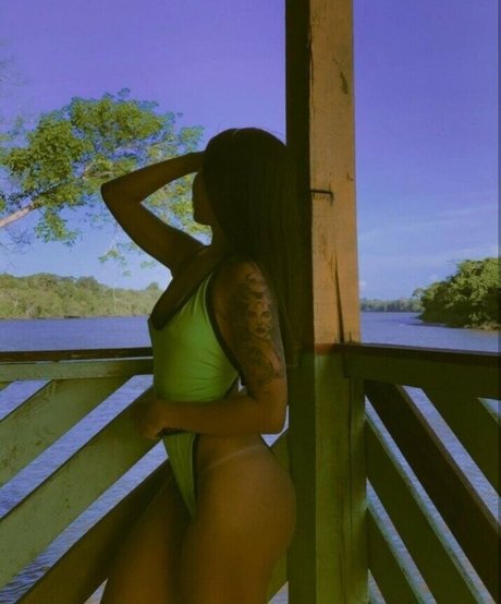 Samira Ferreira onlyfans explicit content