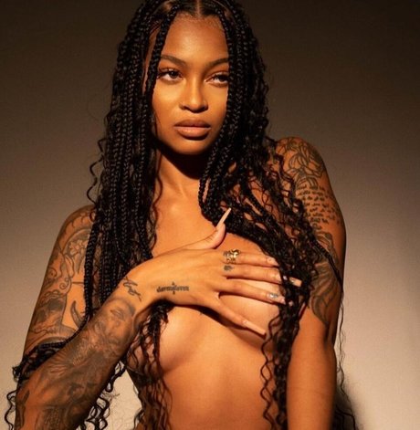 Evoni porn only fans