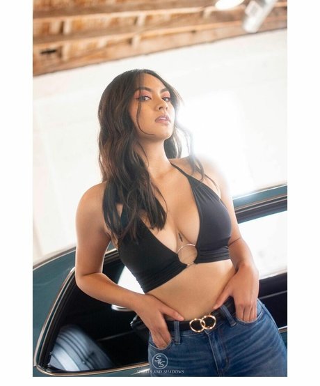 Nina Valencia onlyfans nide