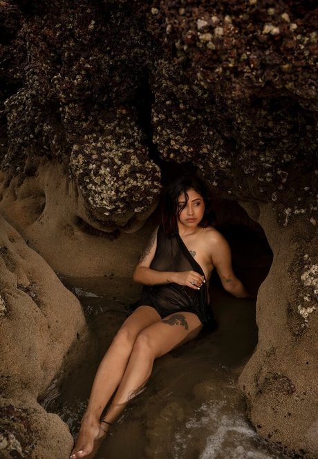 Contentyajnaseni feet onlyfans