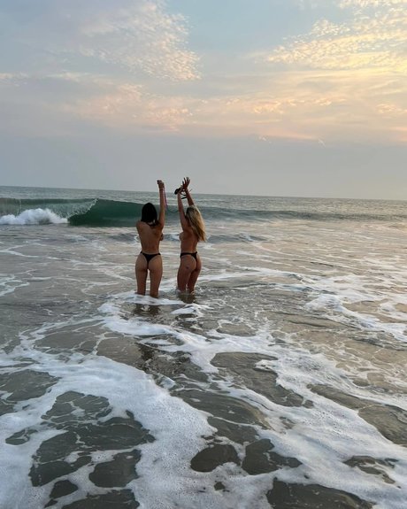 Sol Abelleira onlyfans model images