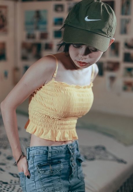 EmotionalBirdy leaked onlyfans xxx