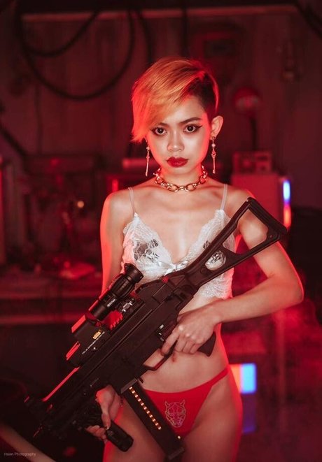 EmotionalBirdy leaked onlyfans content