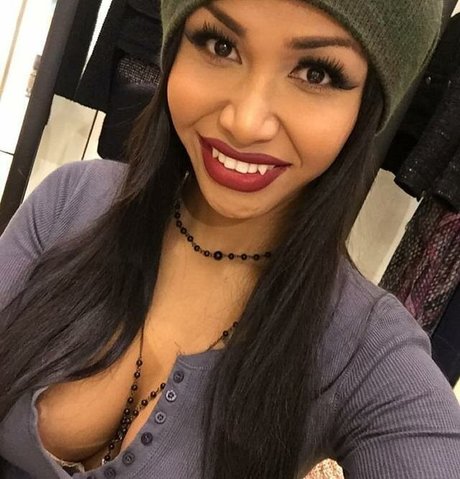 Mia Tasiilemiliona only fans