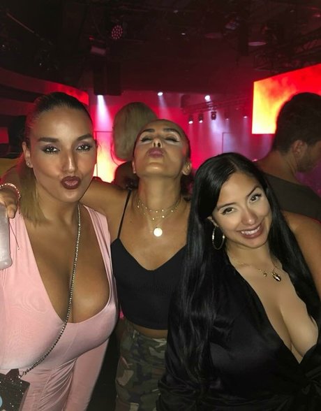 Laura Stylez nudes onlyfans