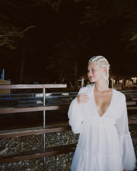 Nikaromm strip onlyfans