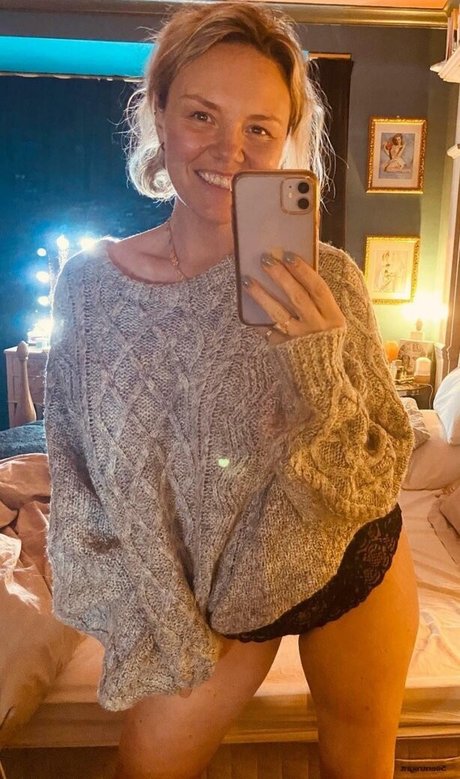 Charlie Brooks onlyfans exposed