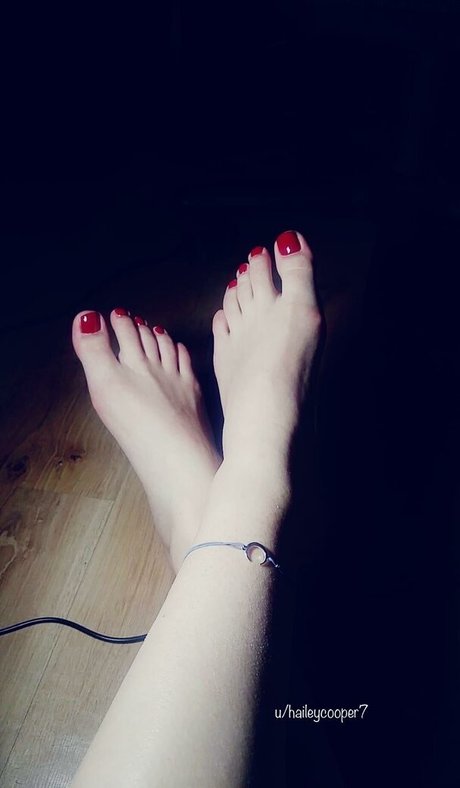 Hailey Cooper onlyfans strip